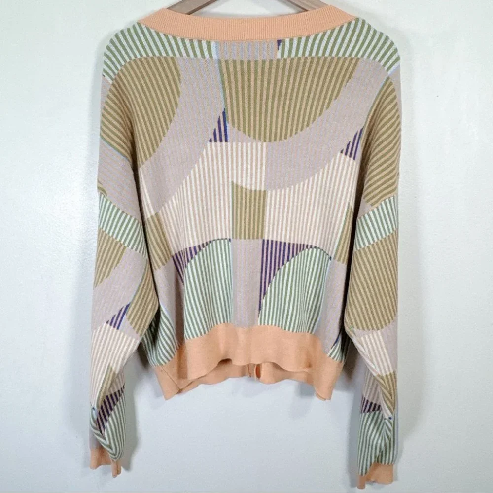 Fabletics Multicolor Geometric Cardigan - Picture 16 of 16